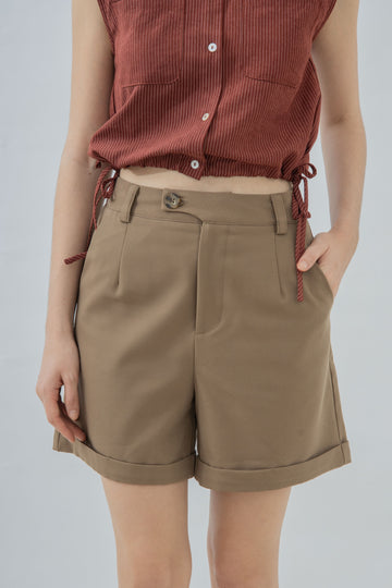 Side Button Folded Bermuda Shorts (Khaki)