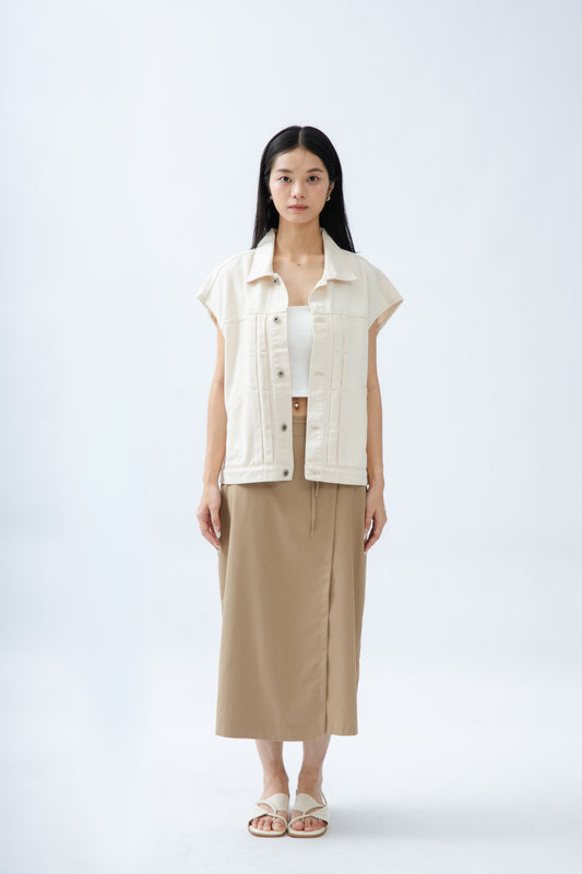 Maddy Pockets Denim Vest (Beige)