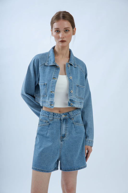 Front Pockets Cropped Jacket (Denim)