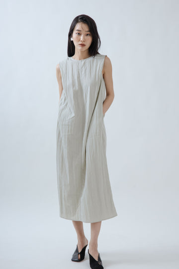 Boxy Straight Cut Sleeveless Dress (Pale Green)