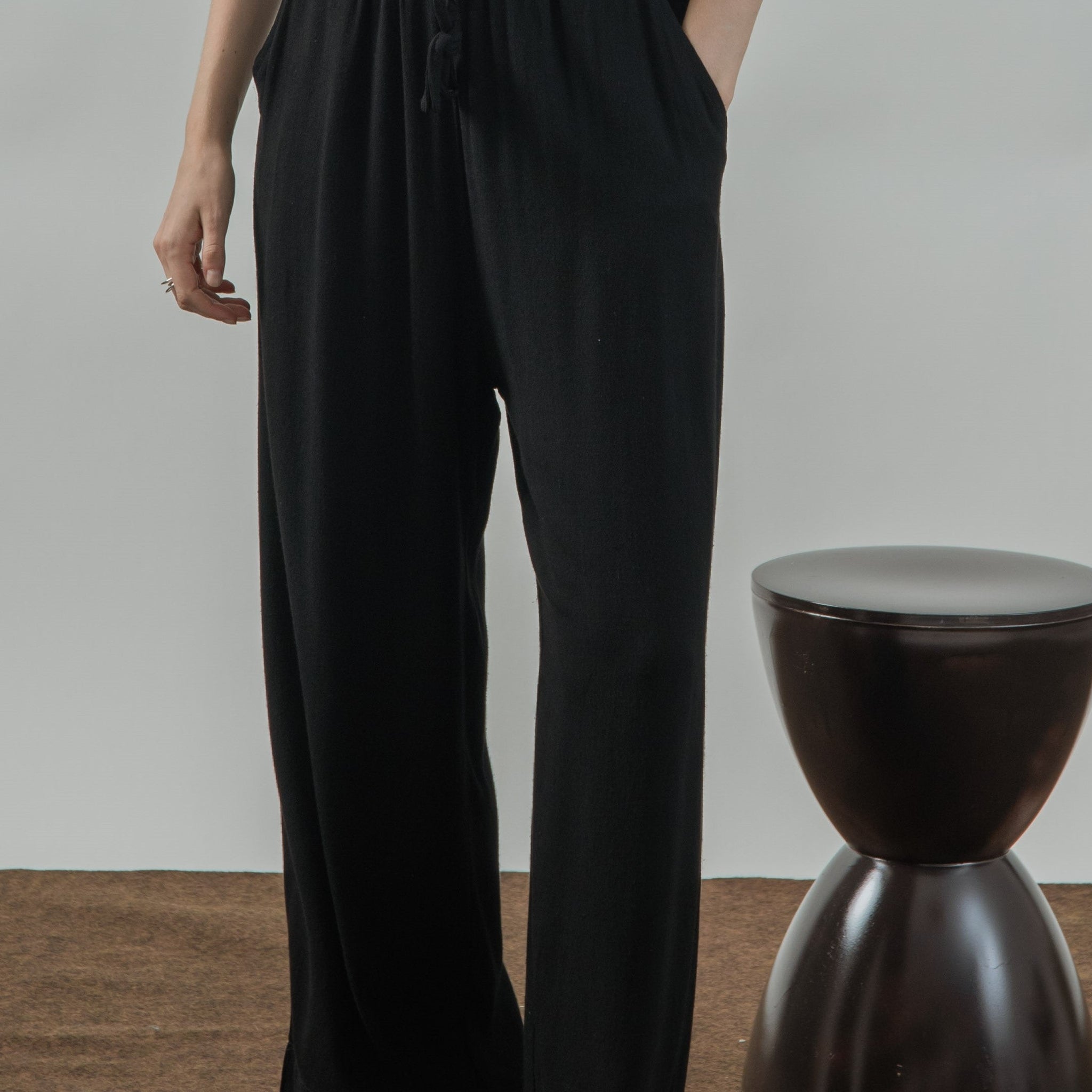 Alexa Linen Drawstring Trousers (Black)