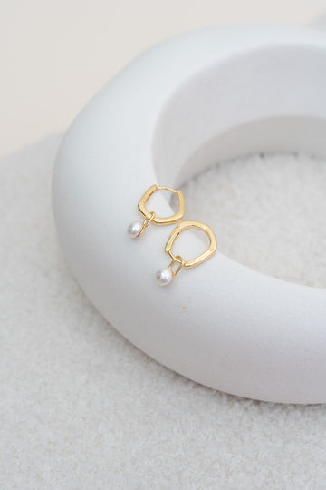 Pearl Dangle Hoops Earrings (Gold)