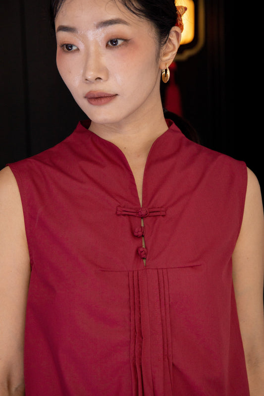 Sleeveless Mandarin Collar A-line Dress (Red)