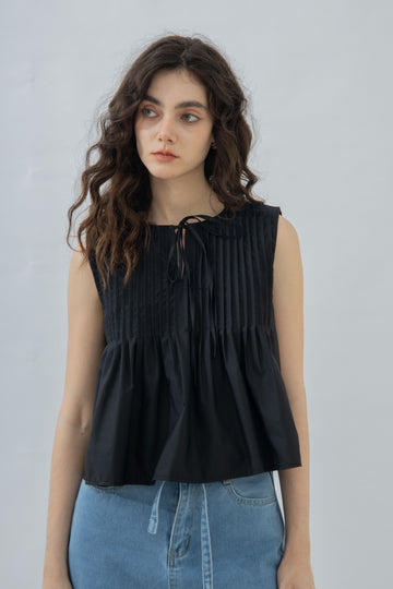 Sleeveless Pintuck Front-Tie Top (Black)