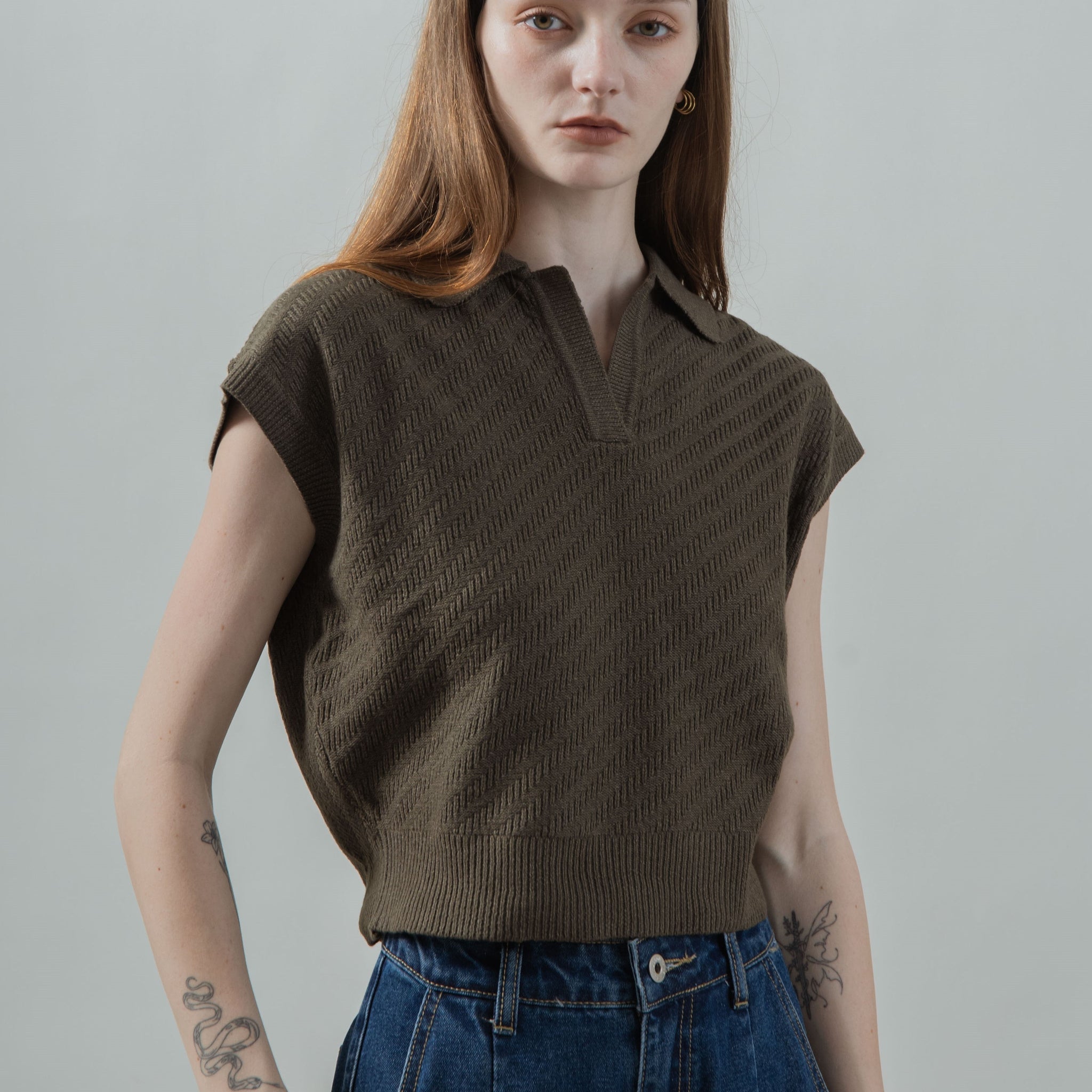 V Placket Collared Knit Top (Dark Khaki)