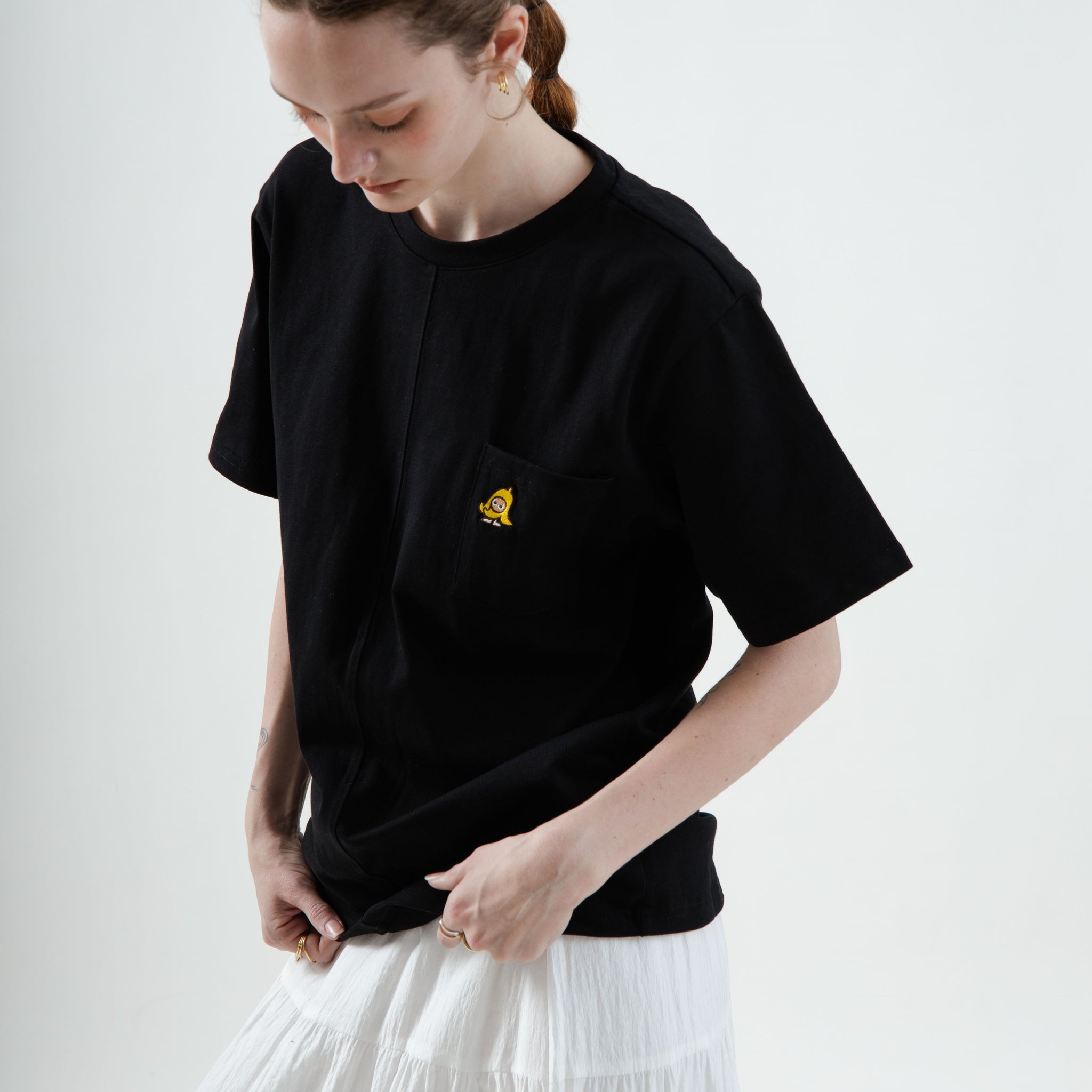 LULU Banana Embroidery Oversize Tee (Black)