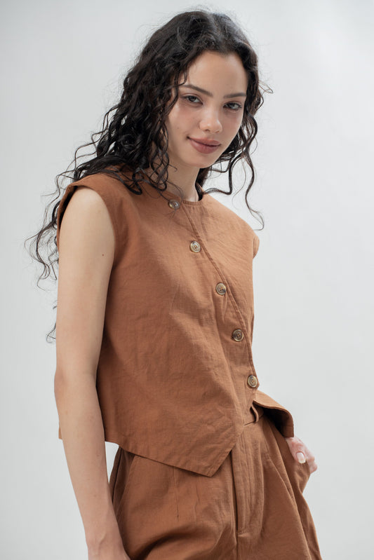 Diagonal Cut Button Sleeveless Top (Brown)