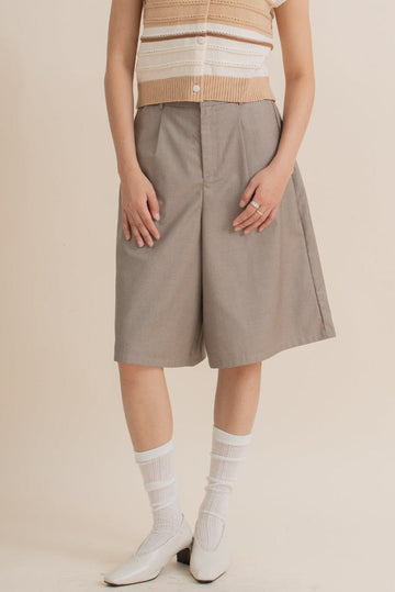Knee Length Relax Shorts (Khaki Grey)
