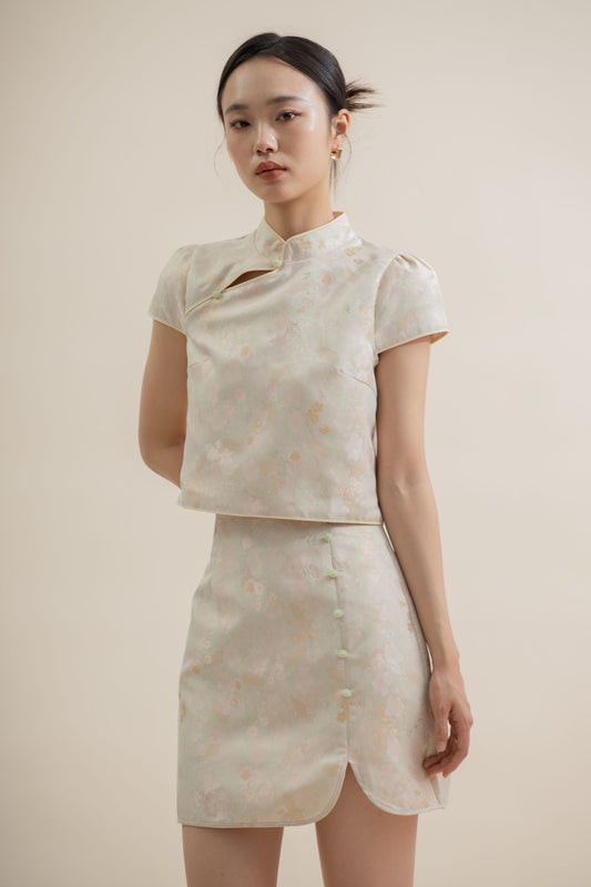 Pastel Gleam Floral Cheongsam Top (Beige Yellow)