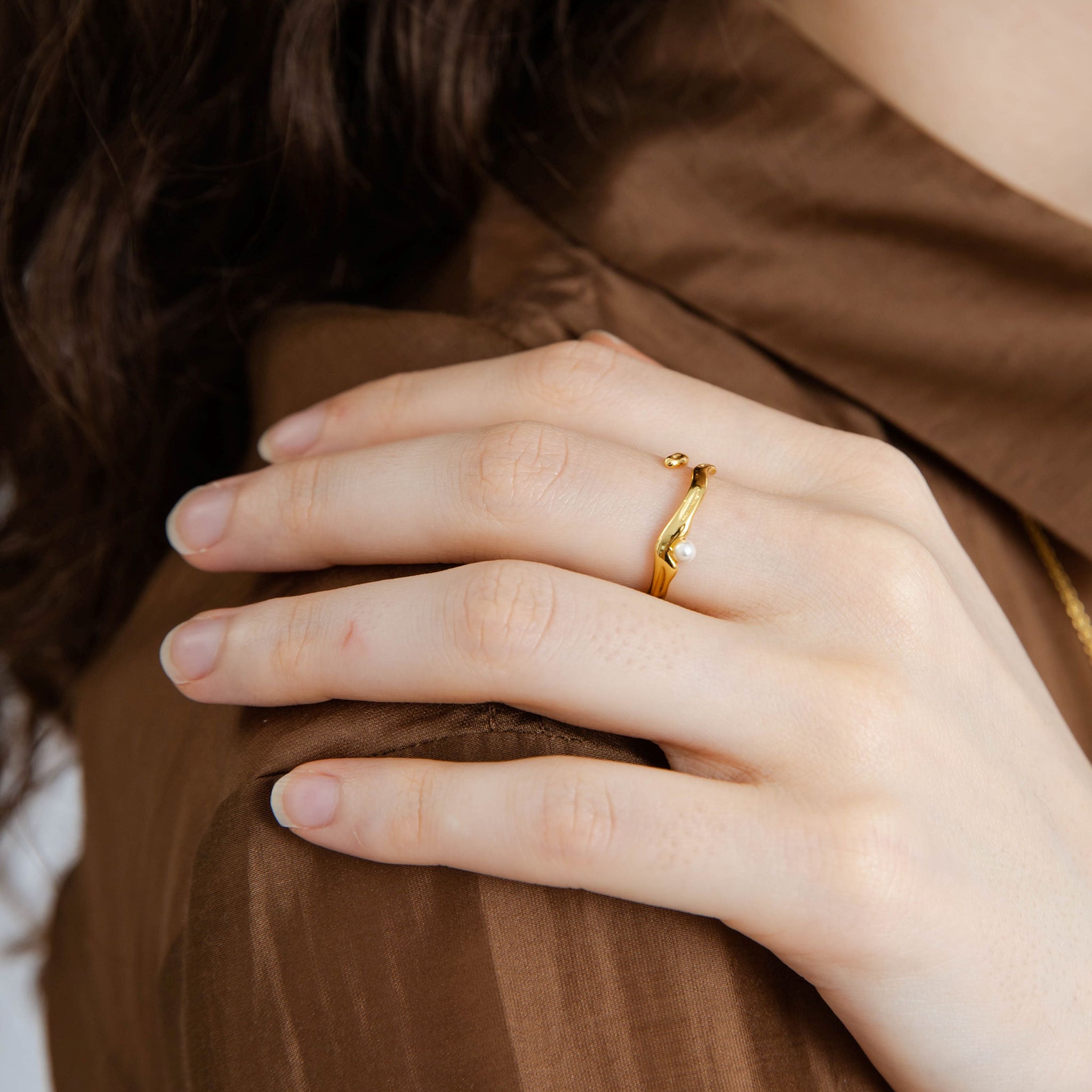 Auric Pearl Ring (Gold)