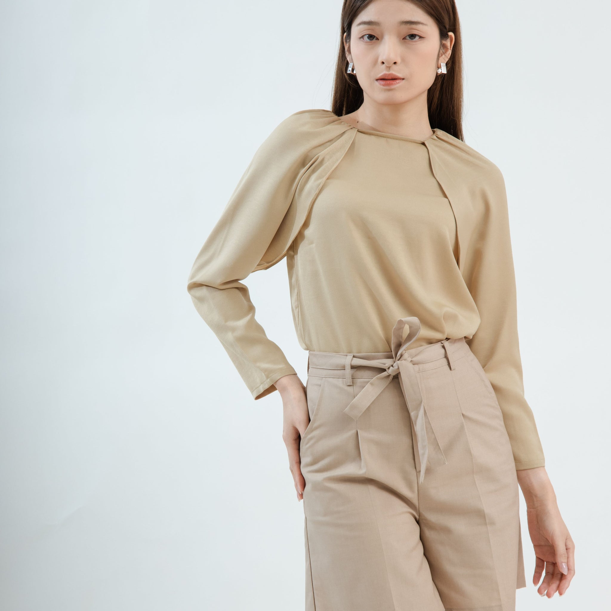 Open Slit Sleeve Top (Champaign)