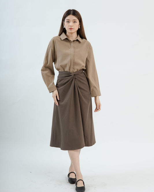 Cut & Sew Long Sleeve Shirt (Brown)