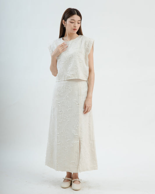 Textured Long Skirt (Bone)