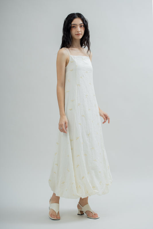Caulie Floral Embroidery Strappy Balloon Dress (Ivory)