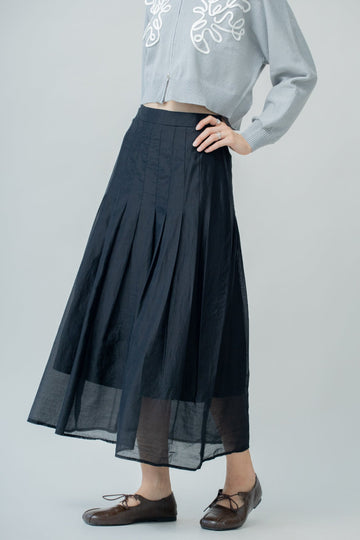 Cloudlight Pleated Long Skirt (Black)