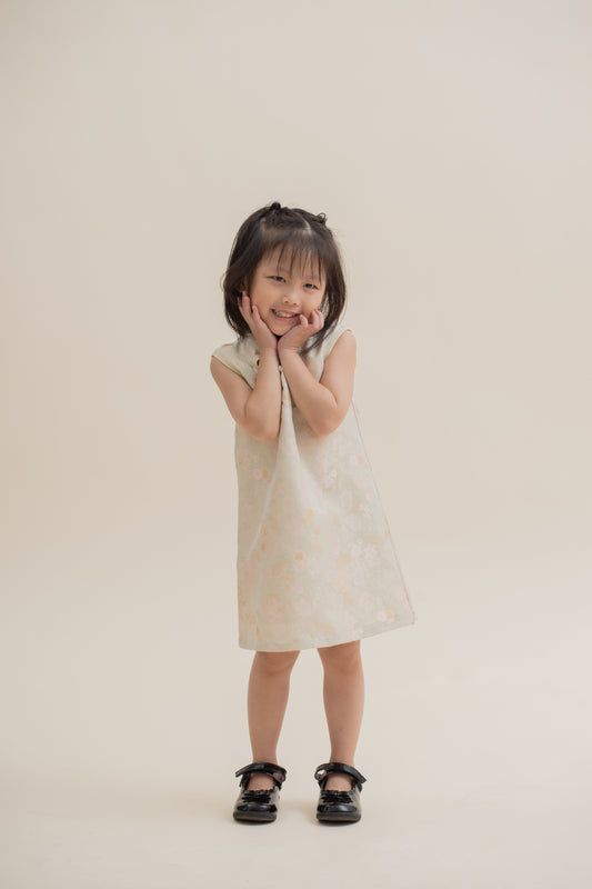 Pastel Gleam Floral Cheongsam Girl Dress (Beige Yellow)