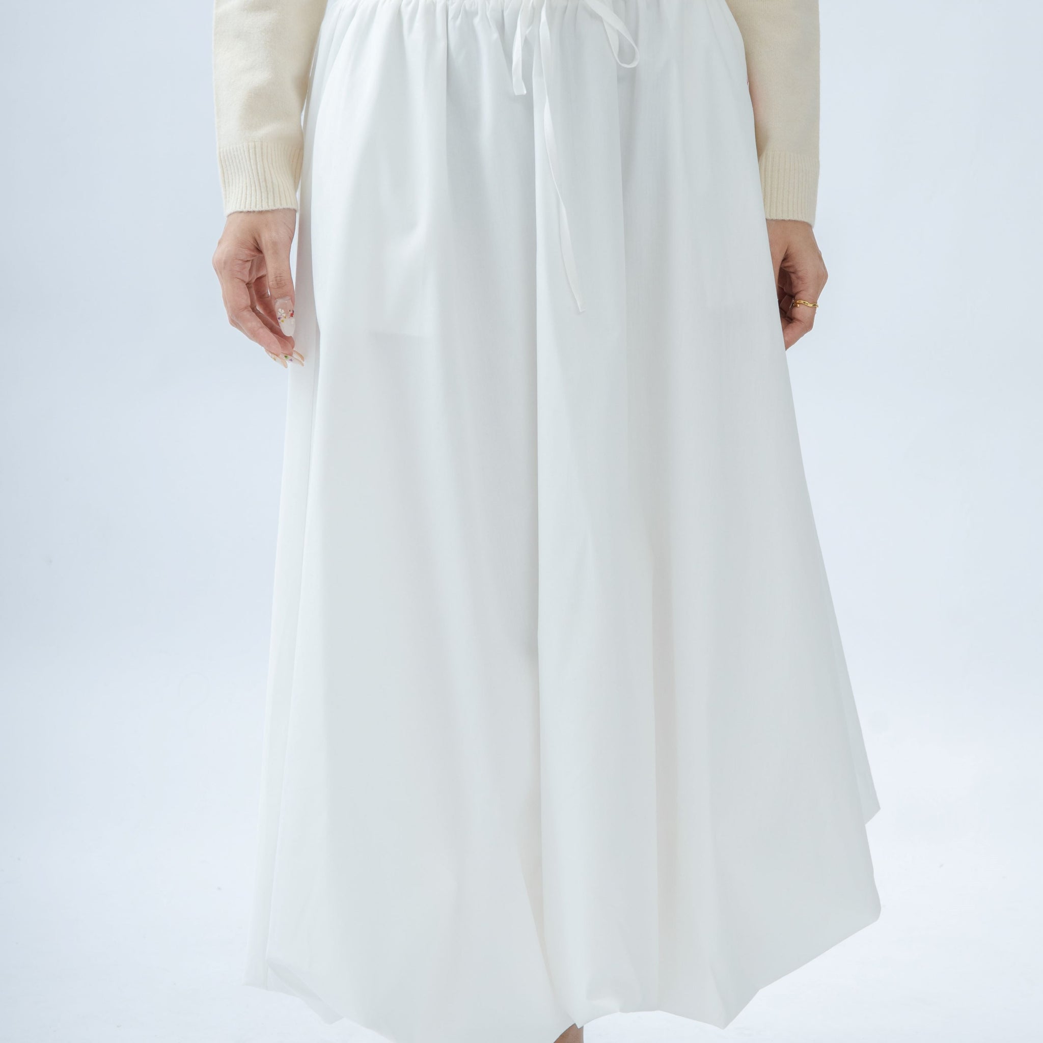 Drawstring Balloon Skirt (White)