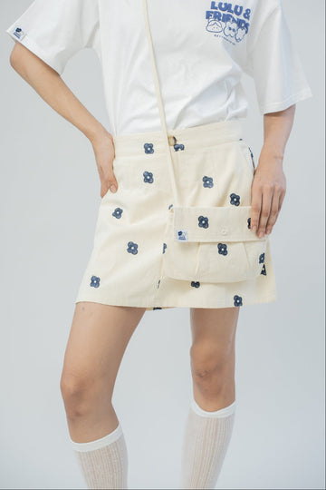 LULU Embroidery Pocket Twist Skirt (Beige)