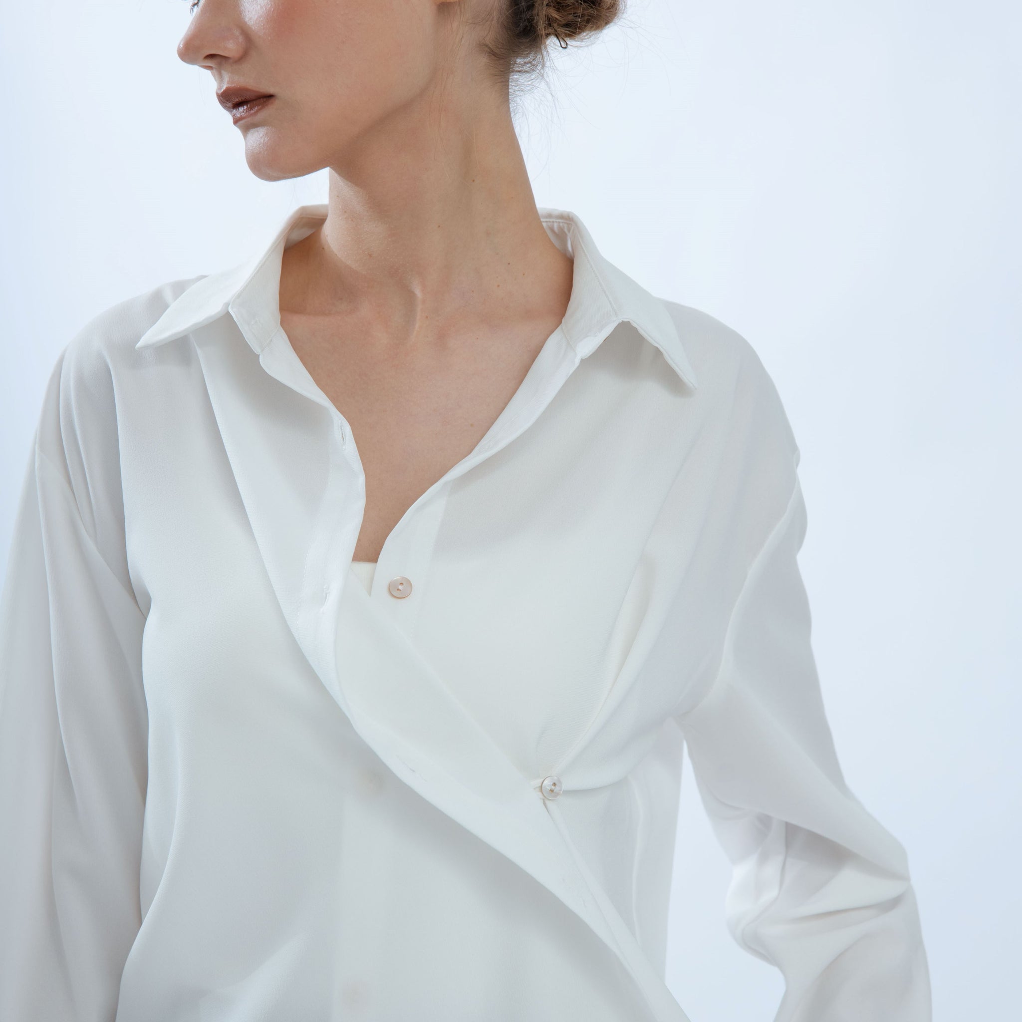 Multi-Wear Loose Cut Long Sleeve Shirt (Ivory)