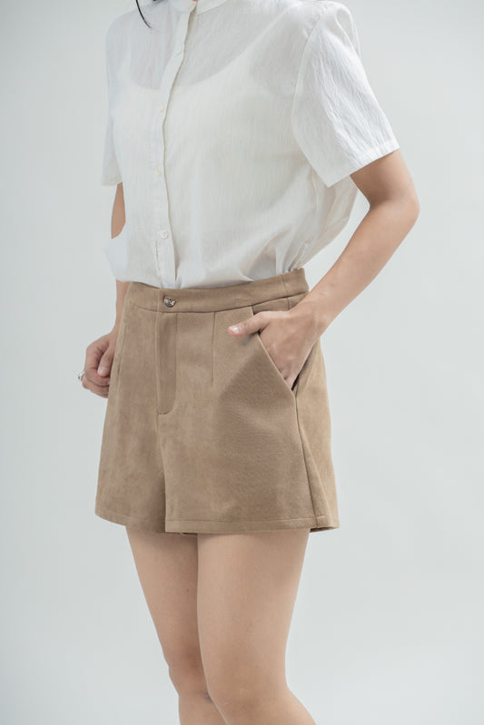 Front Pleated Suede Shorts (Khaki)