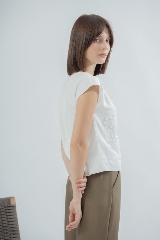 Textured Petals Blouse (Ivory)
