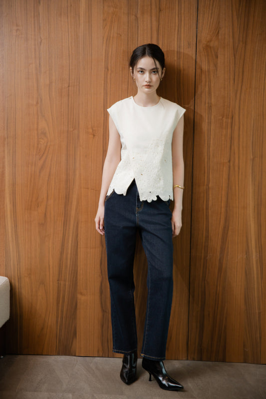 Petala Overlap Embroidery Top (Beige)