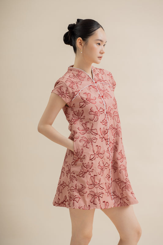 LingHua Embroidery V Neck Cheongsam Dress (Pink)