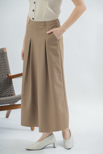 Brunette Front Pleated Long Skirt (Brown)