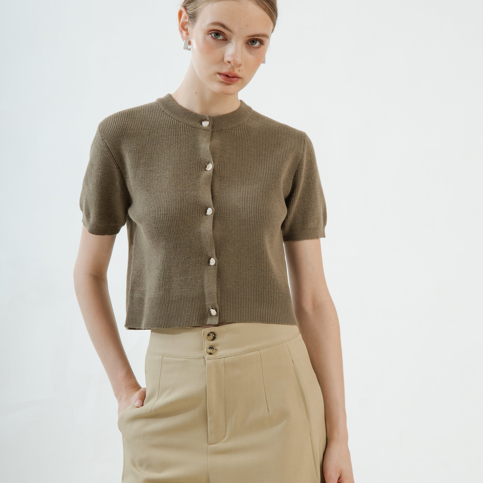 Marble Metal Button Knit Top (Khaki Brown)