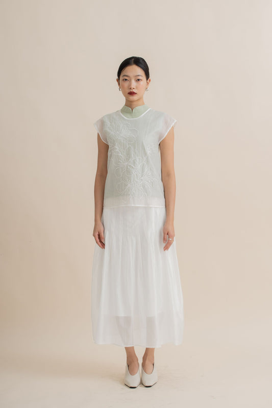 Cloudlight Pleated Long Skirt (Ivory)