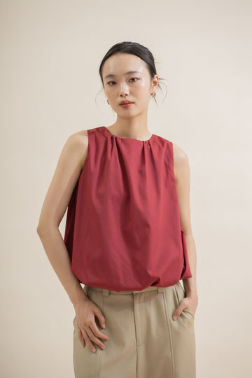 Aeris Two Way Sleeveless Puffy Top (Red)