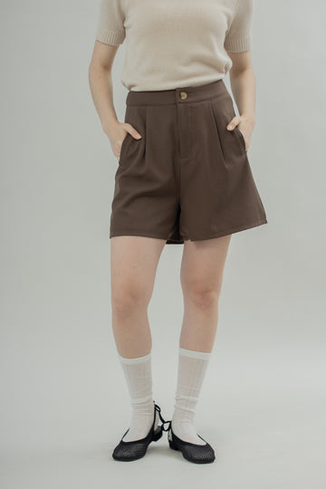 Rowan Front Pleated Shorts (Dark Brown)