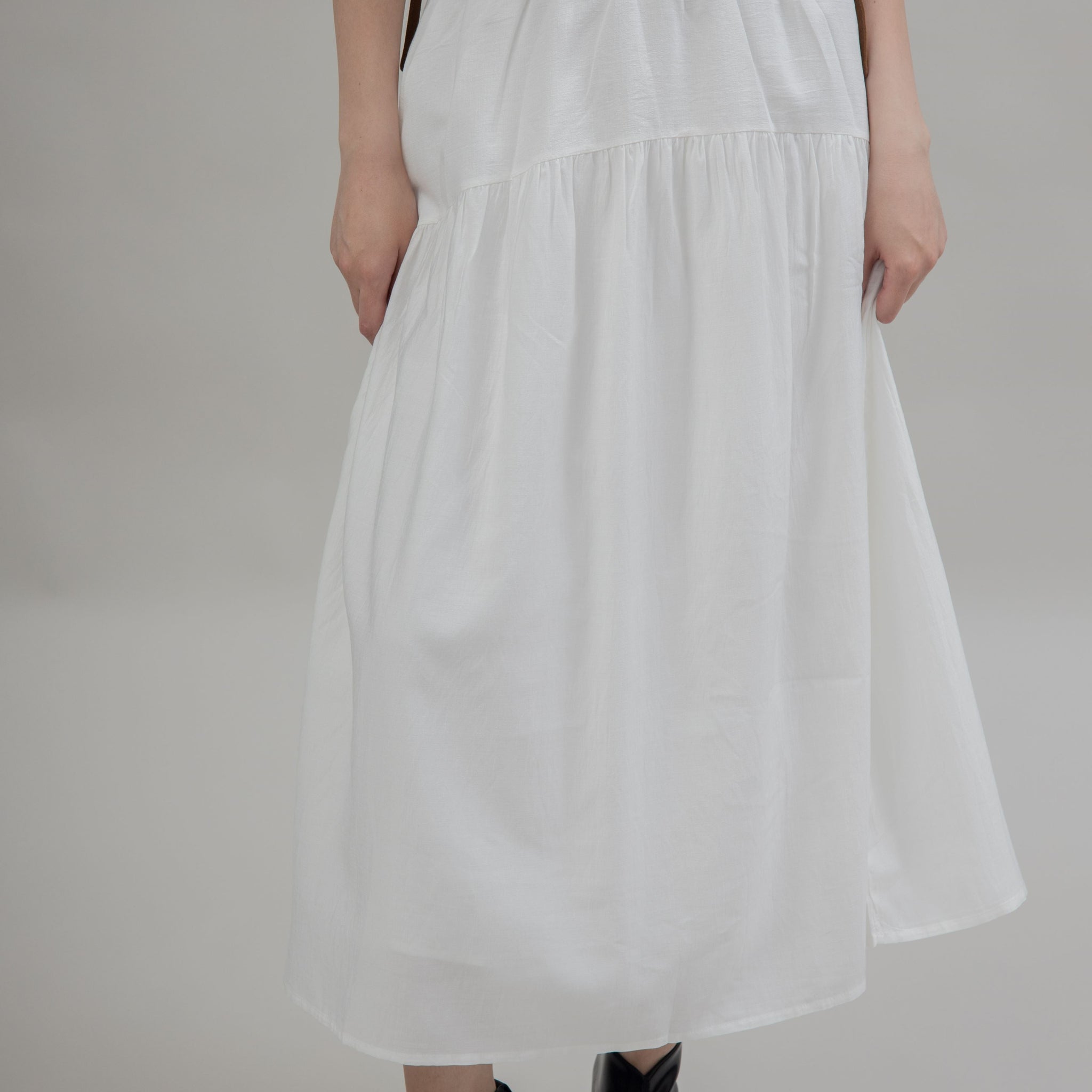 Adeline Flare Maxi Skirt (White)