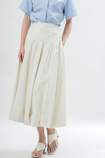 Poppy Plaid Puffy Long Skirt (Beige Checked)